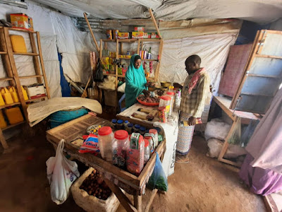 在索马里,现金转账开小店信箱:Abdirazak Mohamed反饥饿行动
